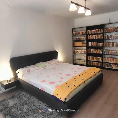 Duck Apartment Bukares Bagian luar foto