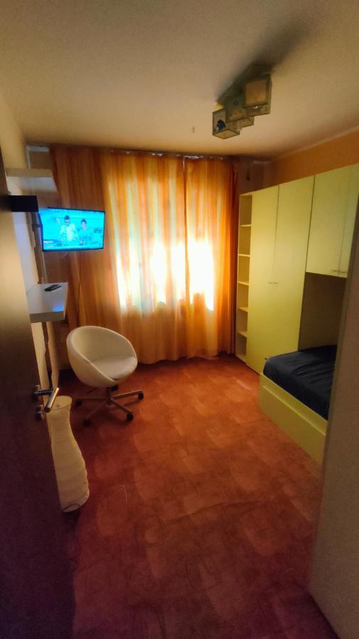 Duck Apartment Bukares Bagian luar foto