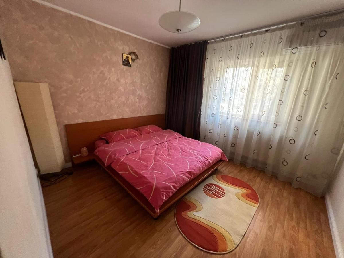 Duck Apartment Bukares Bagian luar foto