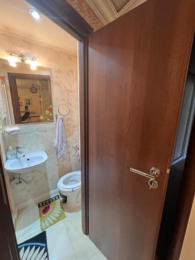 Duck Apartment Bukares Bagian luar foto